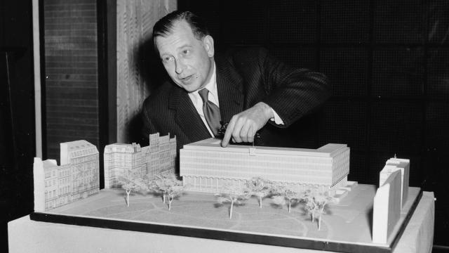 Iconic Architect Eero Saarinen Designed Weapons And ‘Devices’ For The CIA
