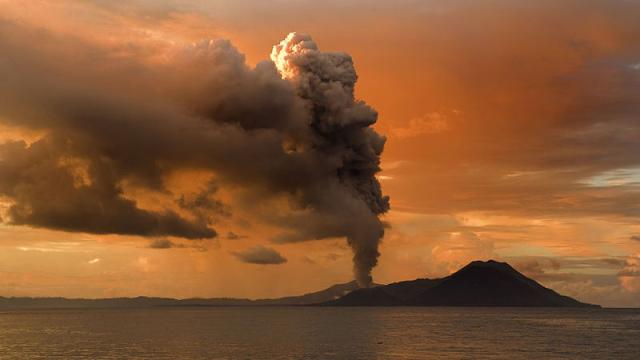 Right Before They Erupt, Volcanoes Become Ominously Silent