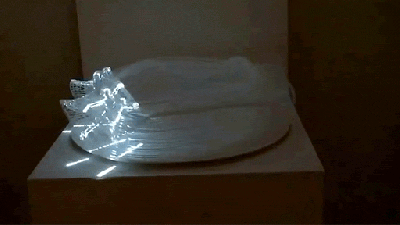 This Spinning Illusion Is Obviously Some Sort Of Light Magic