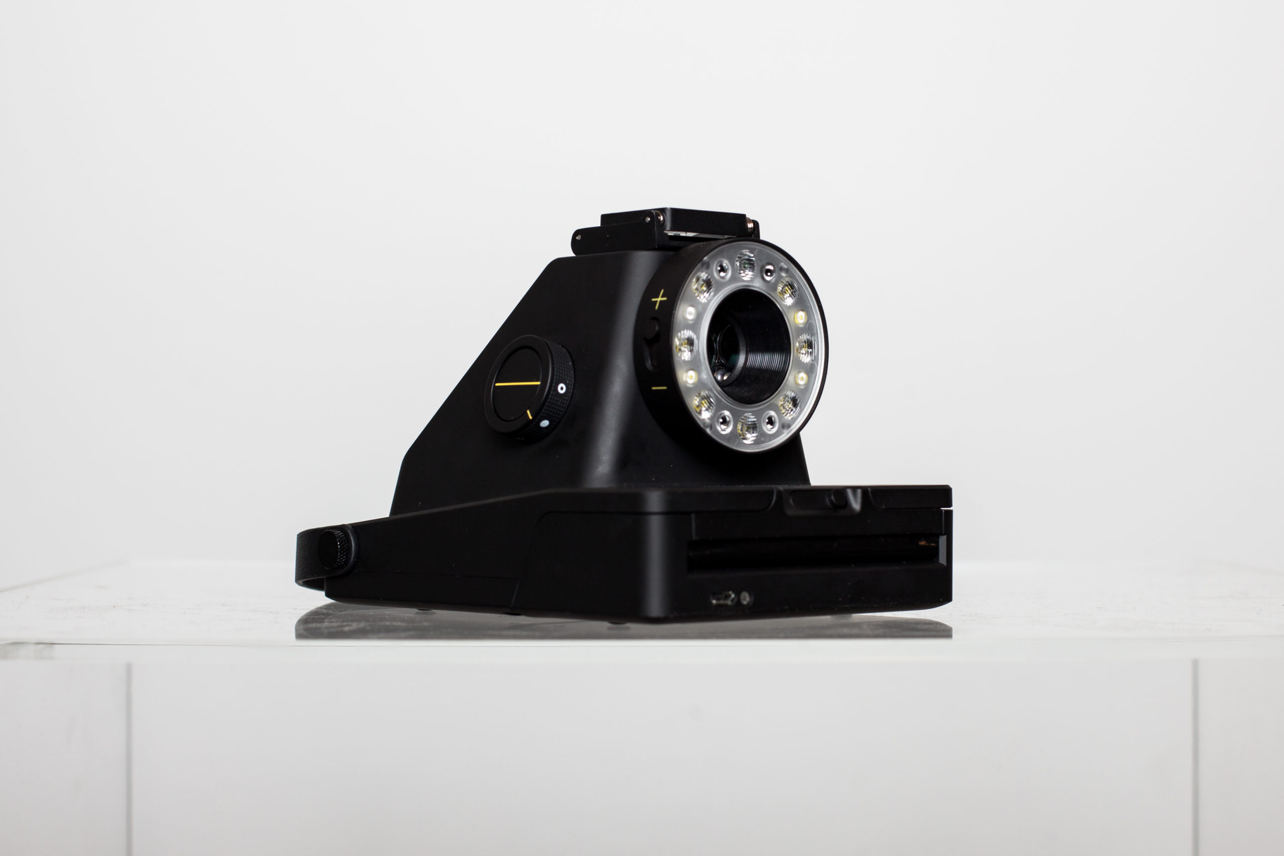 Impossible Project I-1 Polaroid Camera: The Gizmodo Review