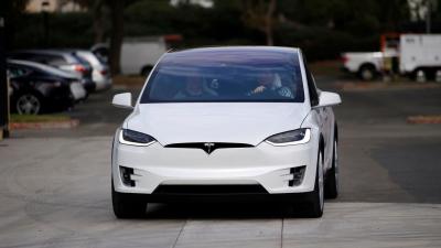 Yet Another Tesla Crash Blamed On Autopilot Mode