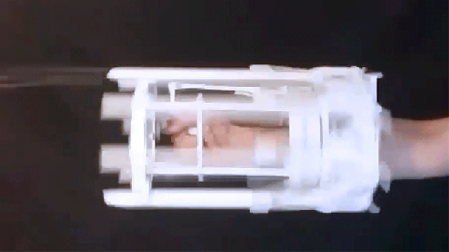 3D-Printed Gatling Gun Fires 48 Rubber Bands in Mere Seconds