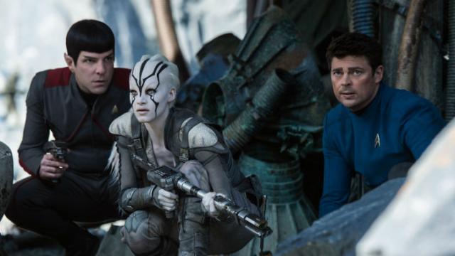 New Multi-Screen Projection Format Aims To Make Star Trek Beyond an Immersive Experience