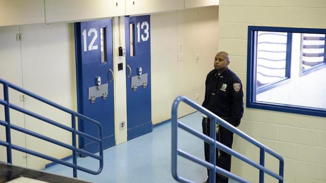 Rikers Inmate Streams To Facebook Live From Behind Bars: Report