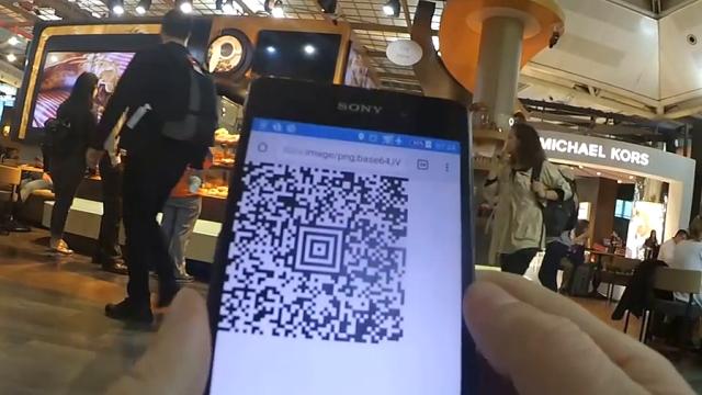 Hacker Builds A QR Code Generator That Lets Him Into Fancy Airport Lounges