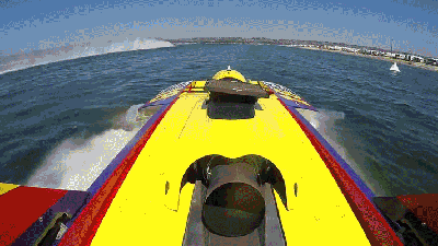 Racing Hydroplanes Is So Terrifying
