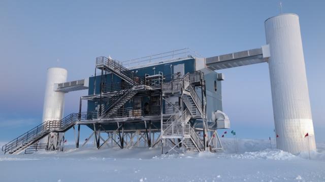 South Pole Experiment’s Hunt For Exotic Neutrino Comes Up Empty