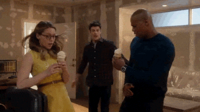 The Delightful Story Behind The Supergirl/Flash Crossover’s Ice Cream Bit