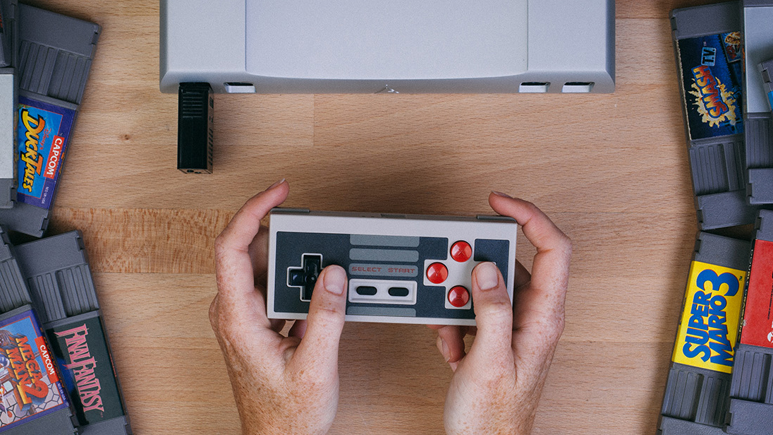 Why Settle For 30 Games When This Tiny Aluminium NES Clone Plays All Of Them
