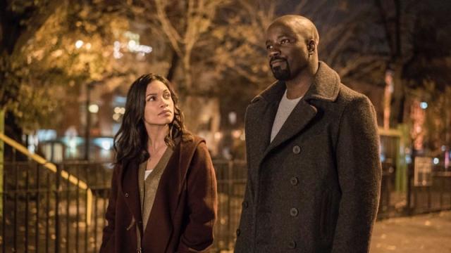 Daredevil’s Charlie Cox Explains How Tiny Details Tie Marvel’s Netflix Shows Together 