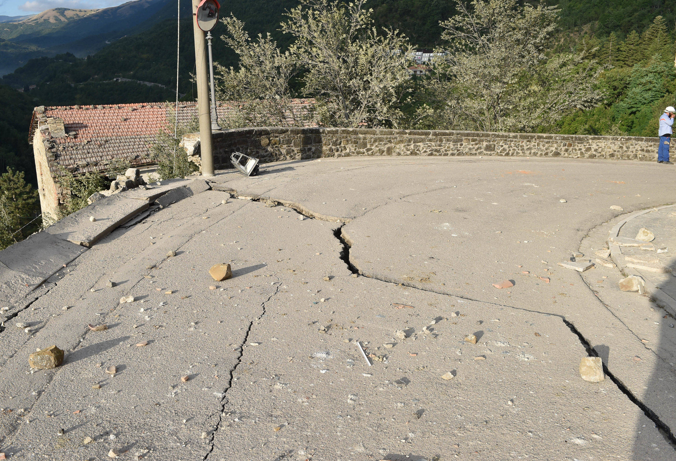 Deadly Earthquakes Turned Central Italy Into A Terrifying Pile Of Rubble