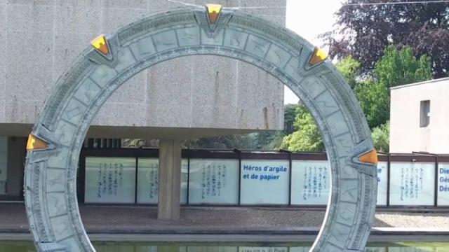 This 3D Printed Replica Of The Stargate Portal Looks Ready For Transport