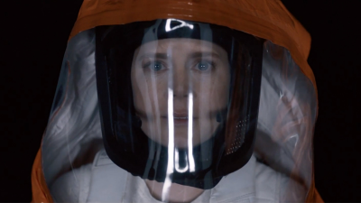 The First Clips From Denis Villeneuve’s Arrival Are Tense As Hell