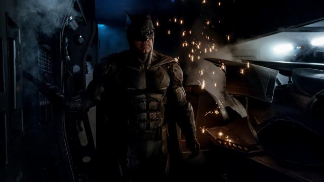 First Look At Batman’s New ‘Tactical Batsuit’ From Justice League