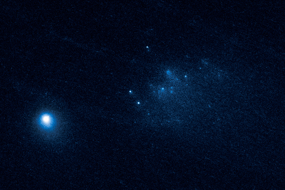 Our Best Glimpse Yet Of A Disintegrating Comet