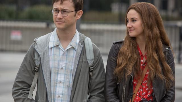 Snowden Movie Review: Too Much Humping, Not Enough Hacking