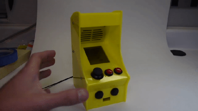 How Can You Not Love This Adorable Little Arcade Machine?