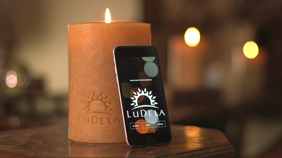 The World’s First Smart Candle Can Be Lit And Extinguished From Your Smartphone