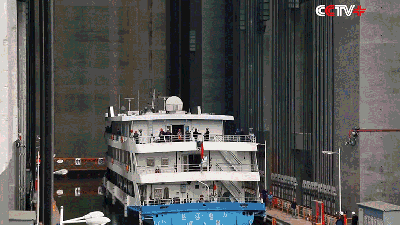 The World’s Largest Elevator Can Lift 3000 Tonnes Of Ship