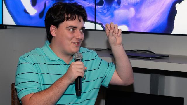 Palmer Luckey Says He’s Sorry, Sort Of