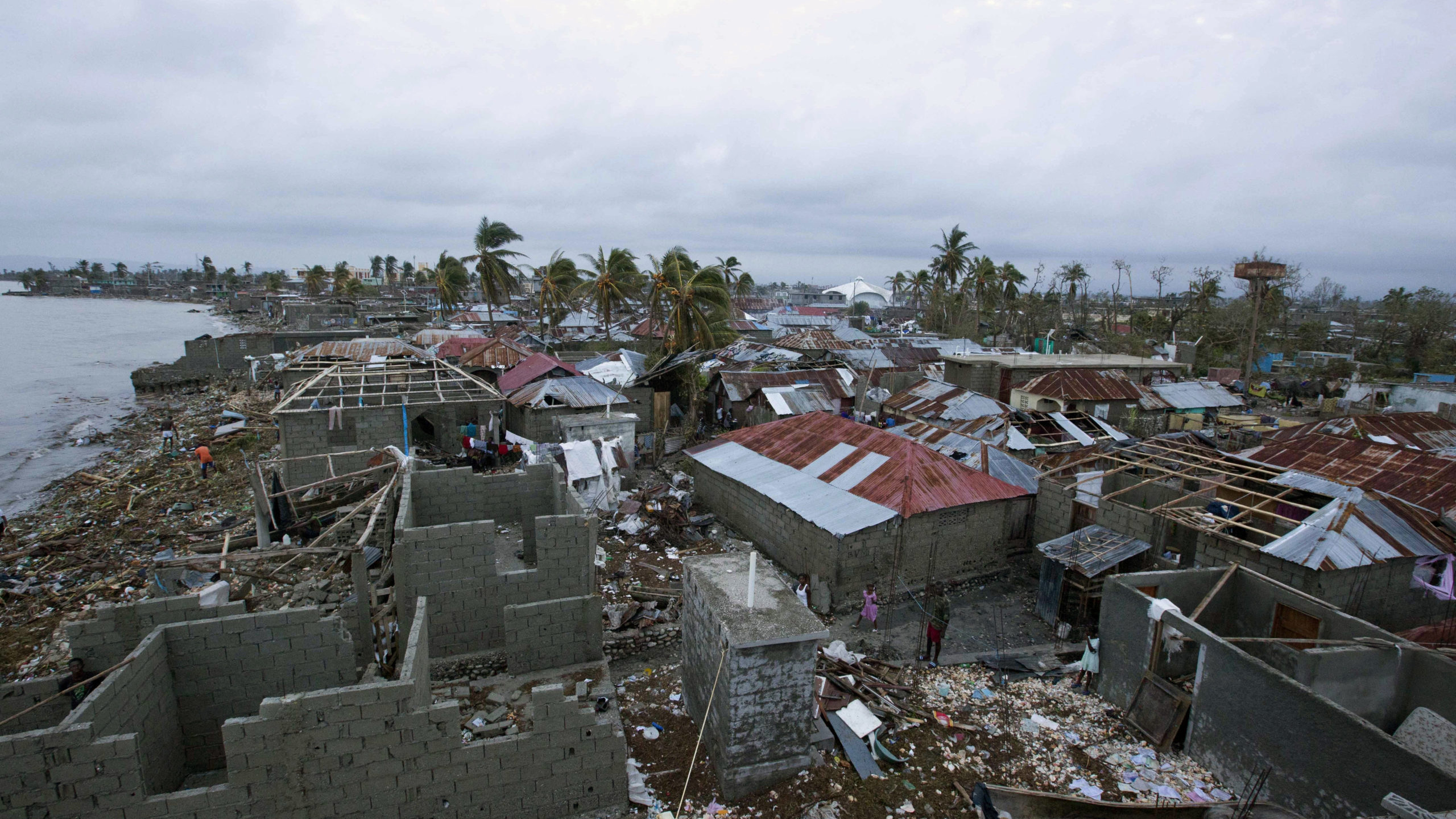 Hurricane Matthew Death Toll Climbs To 842 In Haiti
