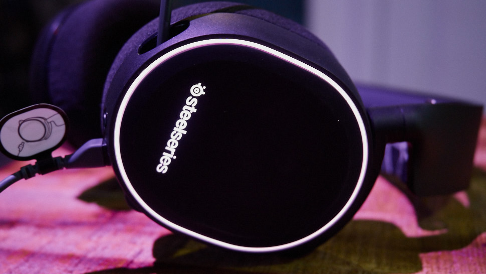 Steelseries Arctis 5 Gaming Headset: The Gizmodo Review