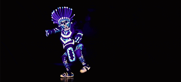 This Glow In The Dark Finger Puppet Dance Is Unreal