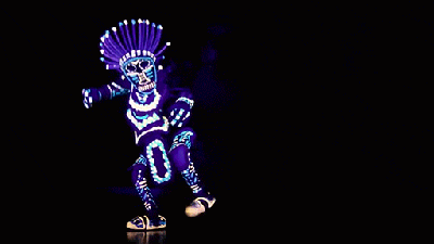This Glow In The Dark Finger Puppet Dance Is Unreal