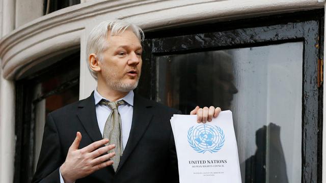 Swedish Prosecutors Are Going To London For A Friendly Chat With Julian Assange