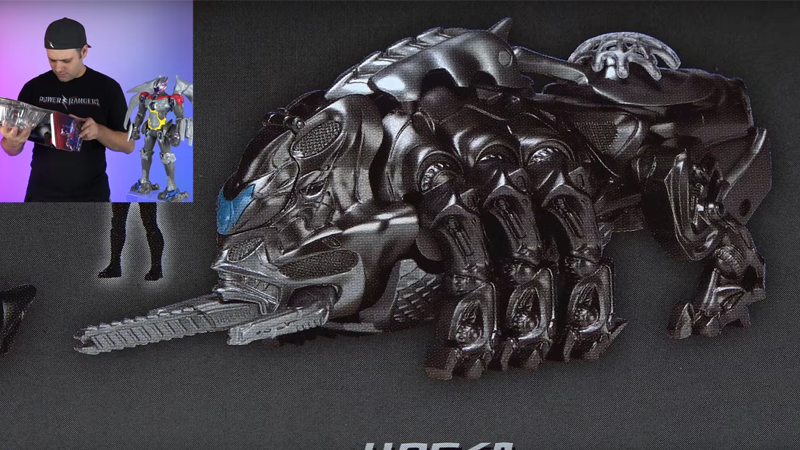 Seriously, What The Hell Is Going On With The Zords In The Power Rangers Movie