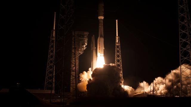 World’s Most Advanced Weather Satellite Can Peer Inside Hurricanes And Livestream Lightning