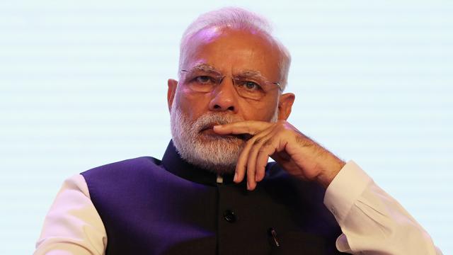 India’s Prime Minister Plans For Cashless Society