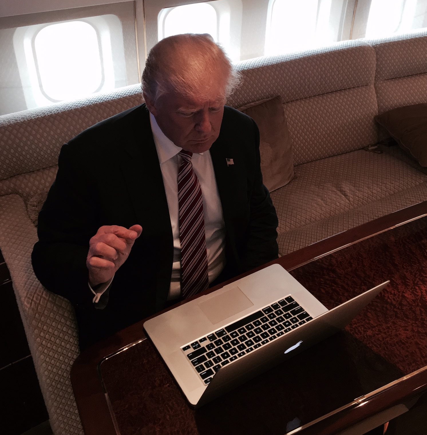 Here’s A Rare Photo Of Donald Trump Using A Computer