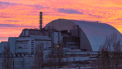 Watch Chernobyl’s Huge Radiation Shield Slide In And Enclose The Damaged Nuclear Reactor
