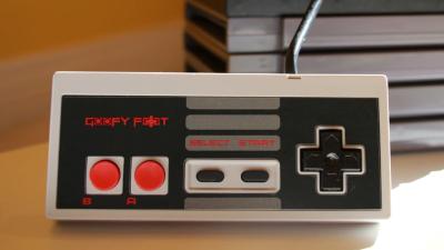 There’s Finally An NES Controller For Left-Handed Gamers