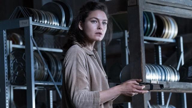 The Man In The High Castle Season Two Is Too Good To Binge