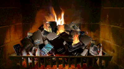 A Fireplace Full Of Burning Samsung Galaxy Note 7s Is The Perfect Way To End 2016