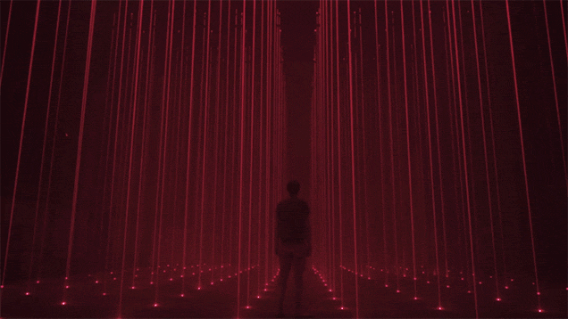 This Laser-Filled Room Would Be A Great Place To Lose Your Mind