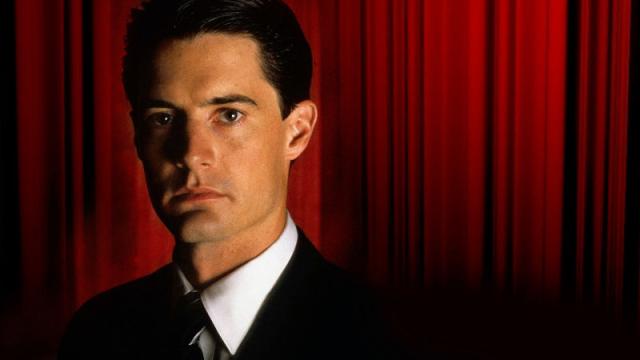 Start Planning Your Viewing Party, Twin Peaks Finally Has A Premiere Date