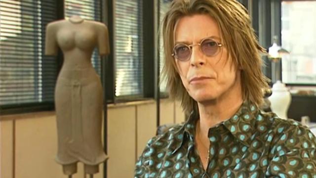 Watching David Bowie Argue With An Interviewer About The Future Of The Internet Is Beautiful