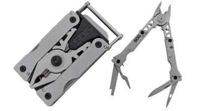 Be A Fashionable MacGyver With A Multi-Tool Hidden In Your Belt Buckle