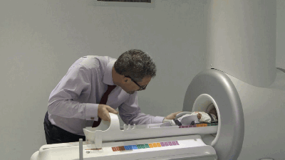 This Mini-MRI Scanner For Newborns Is Ridiculously Cute