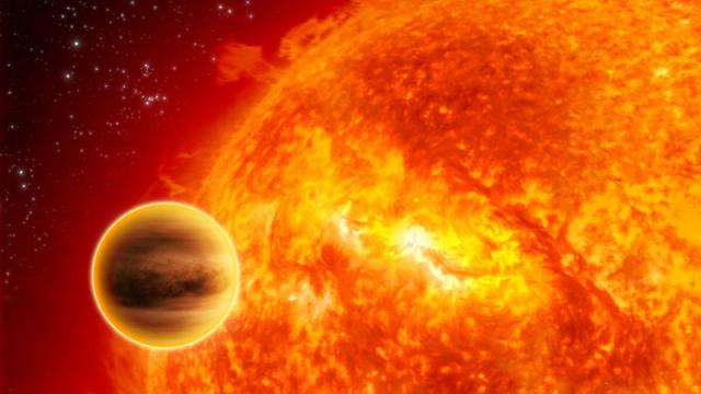 We Finally Know How These Exoplanets Get So Freakishly Big
