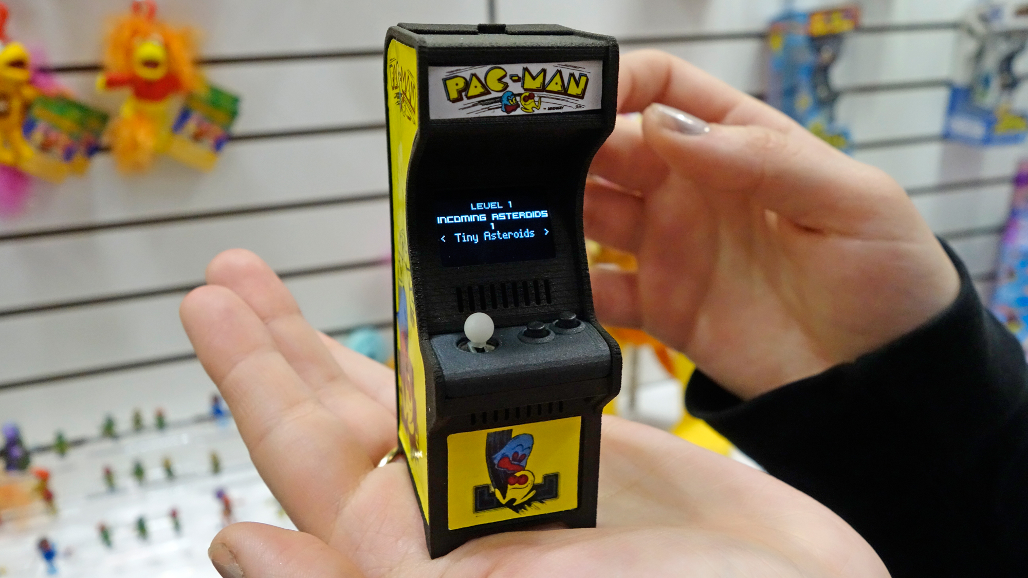 Playing Retro Games On These Tiny Arcade Cabinets Is Still More Fun Than On A Smartphone