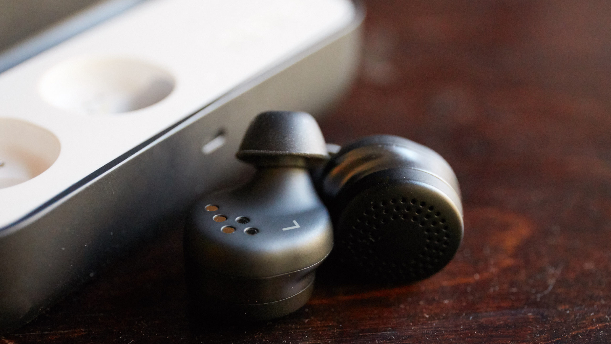 Doppler Labs Here One Wireless Earbuds: The Gizmodo Review