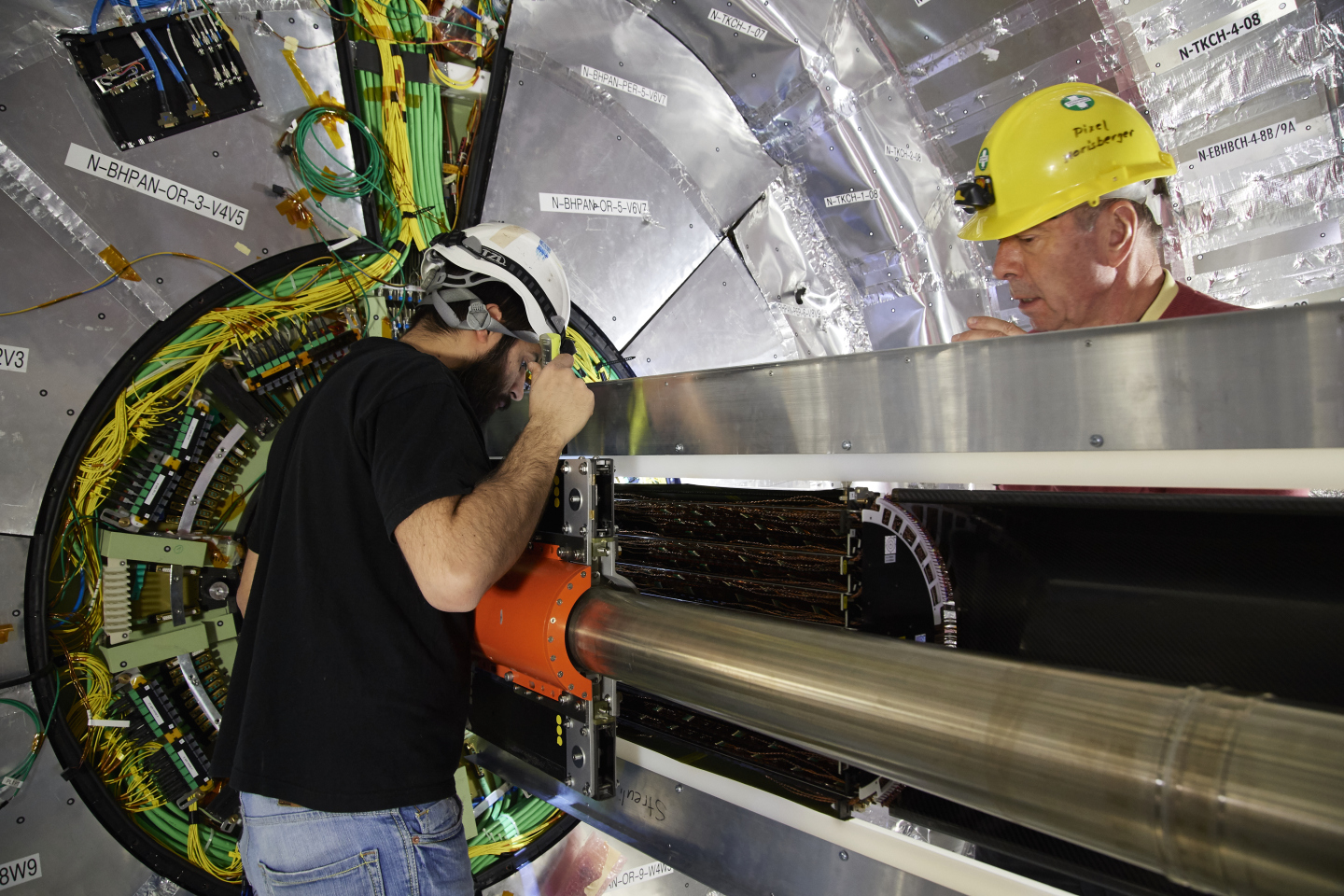 Watch A Large Hadron Collider Experiment Get A Major Upgrade