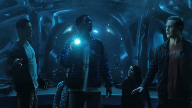 The Power Rangers Are Awed By A Very Dark Room In The First Movie Clip