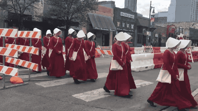 A Bunch Of Handmaid’s Tale Handmaids Are Creeping People Out At SXSW