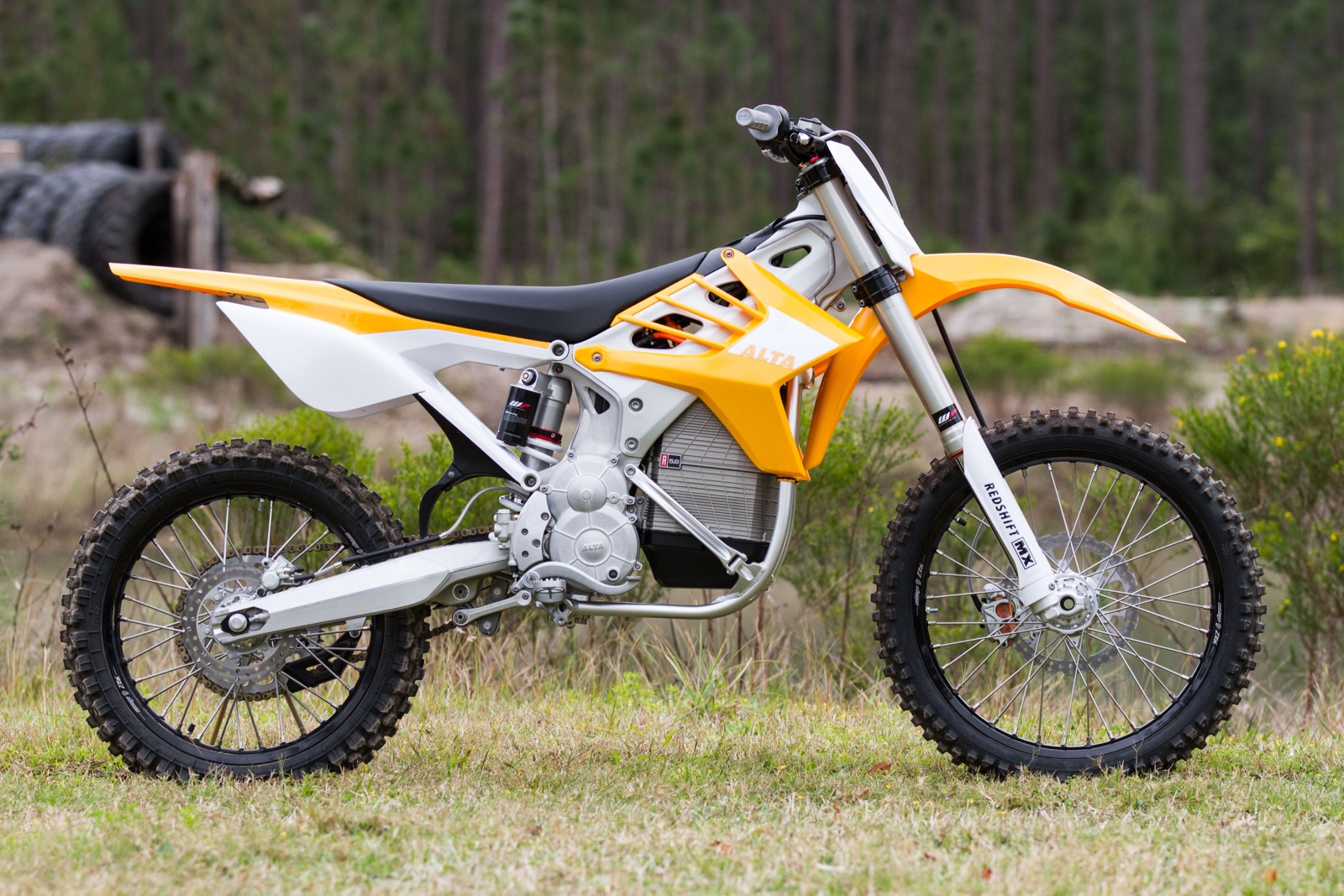 This Motorcycle Sold Me On Electric Dirt Bikes