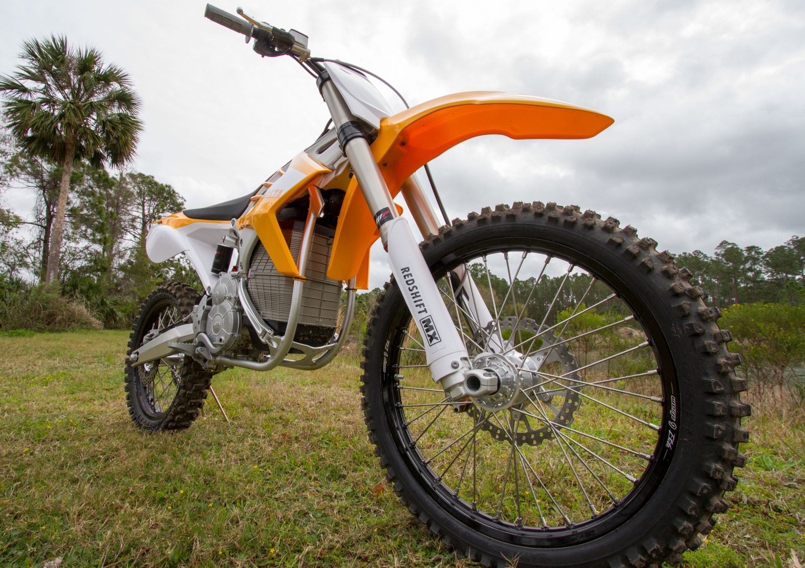 This Motorcycle Sold Me On Electric Dirt Bikes